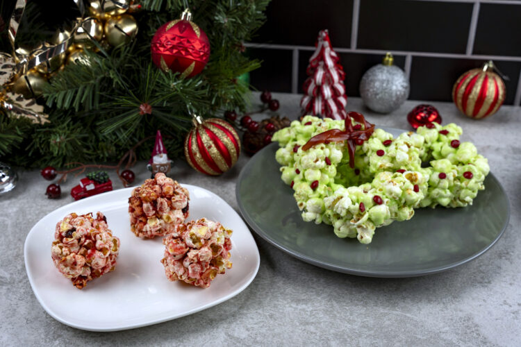 Perfect homemade holiday  decor with a pop